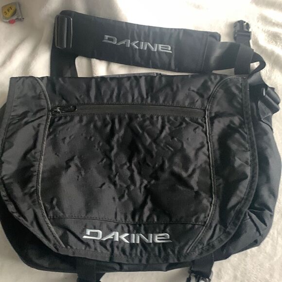 DA Kine Messanger Bag - Picture 1 of 5